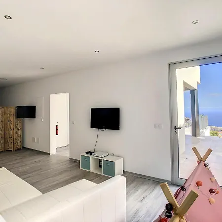 Villa Piece Of Heaven By Lovelystay Estreito da Calheta