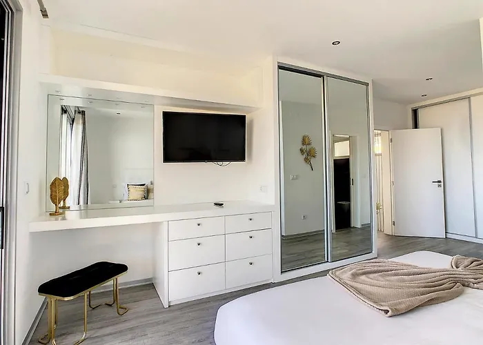 Villa Piece Of Heaven By Lovelystay *